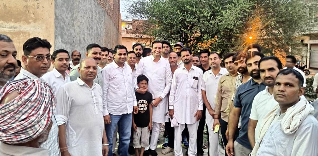 Unity is Essential to Save Youth from Drugs Nashamukti Sena Holds Dialogue in Professor Colony